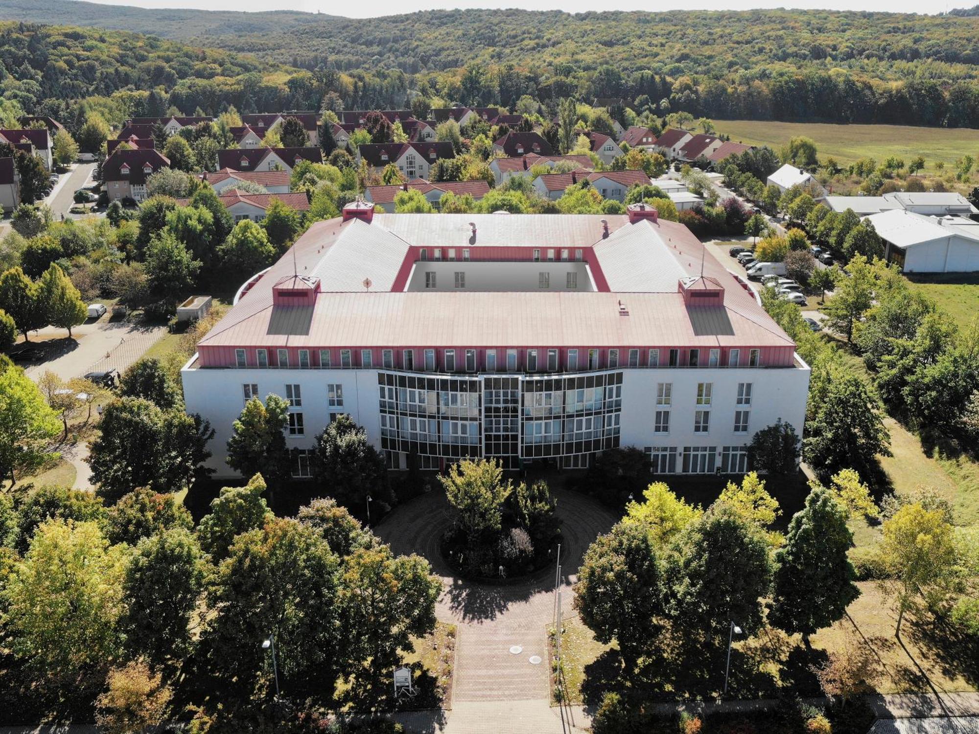 Congress By Mercure Hotel 4*