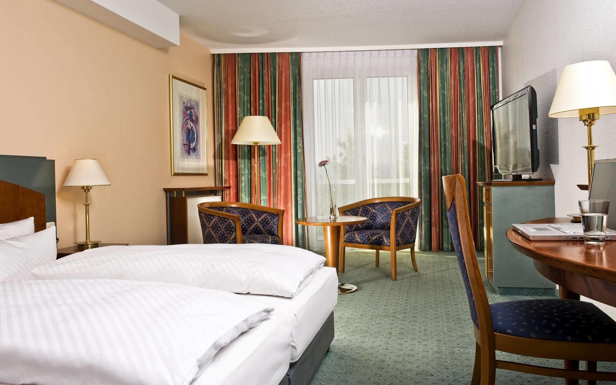 Congress By Mercure 4*